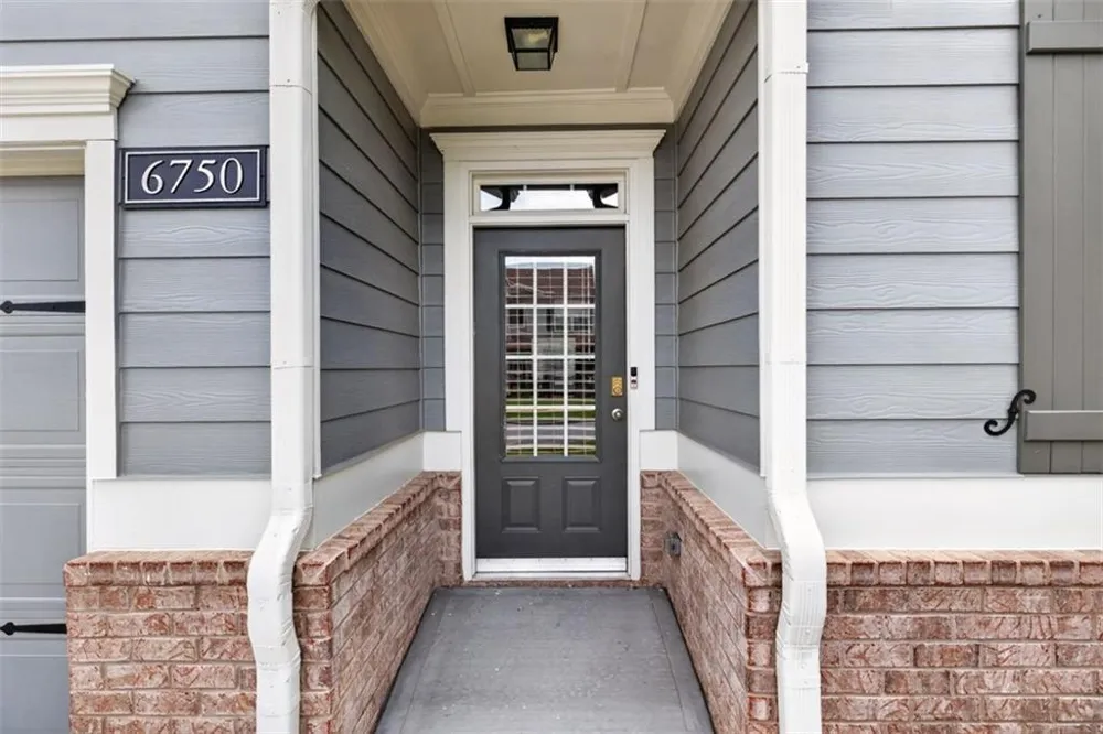 6750 Star Gaze Court Flowery Branch, GA 30542