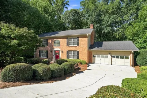 113 Jamestown Court SW