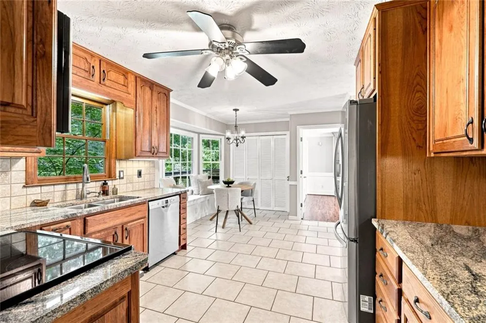 113 Jamestown Court SW Lilburn, GA 30047