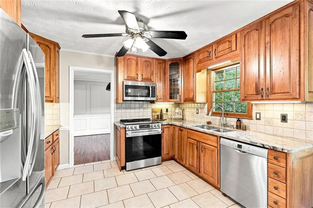 113 Jamestown Court SW Lilburn, GA 30047