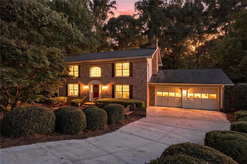 113 Jamestown Court SW Lilburn, GA 30047
