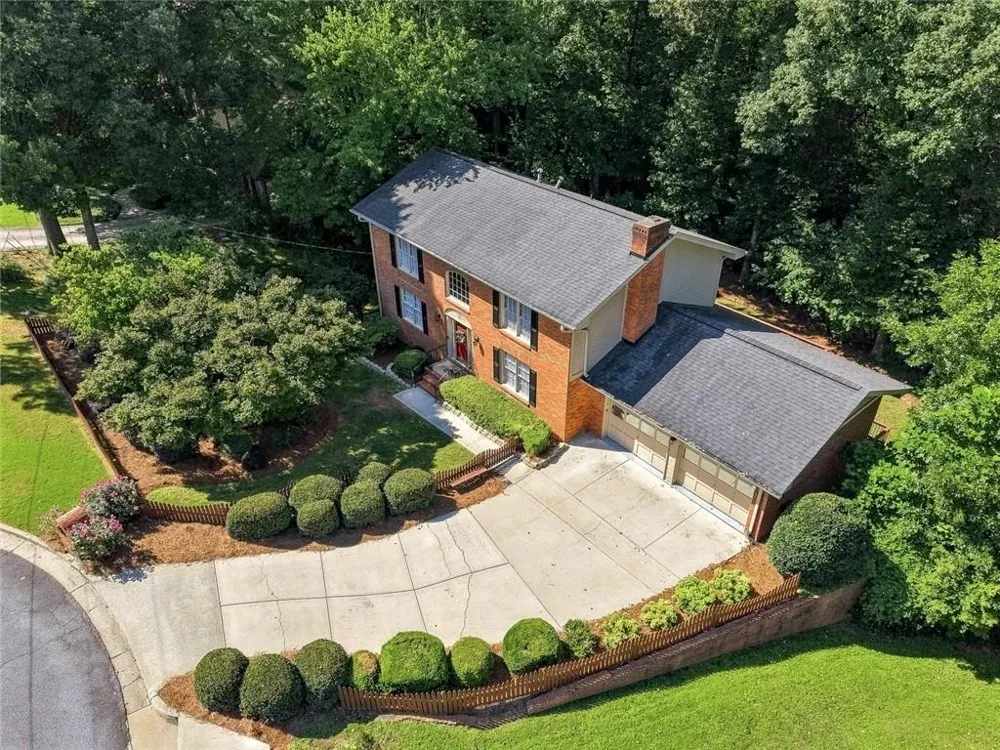113 Jamestown Court SW Lilburn, GA 30047
