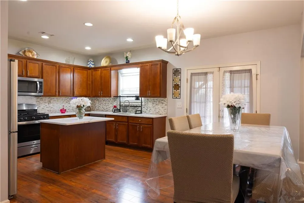 531 Rock Elm Drive Auburn, GA 30011