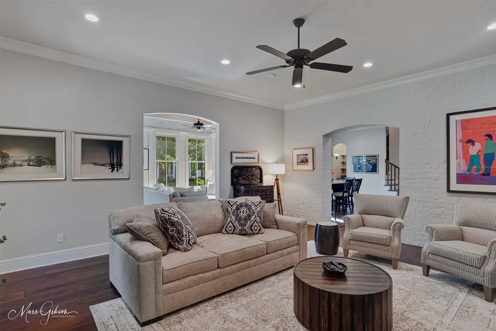 1951 Buckhorn Drive Shreveport, LA 71106