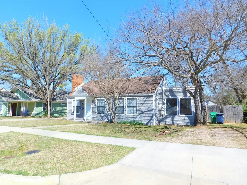 814 Anderson Street Denton, TX 76201