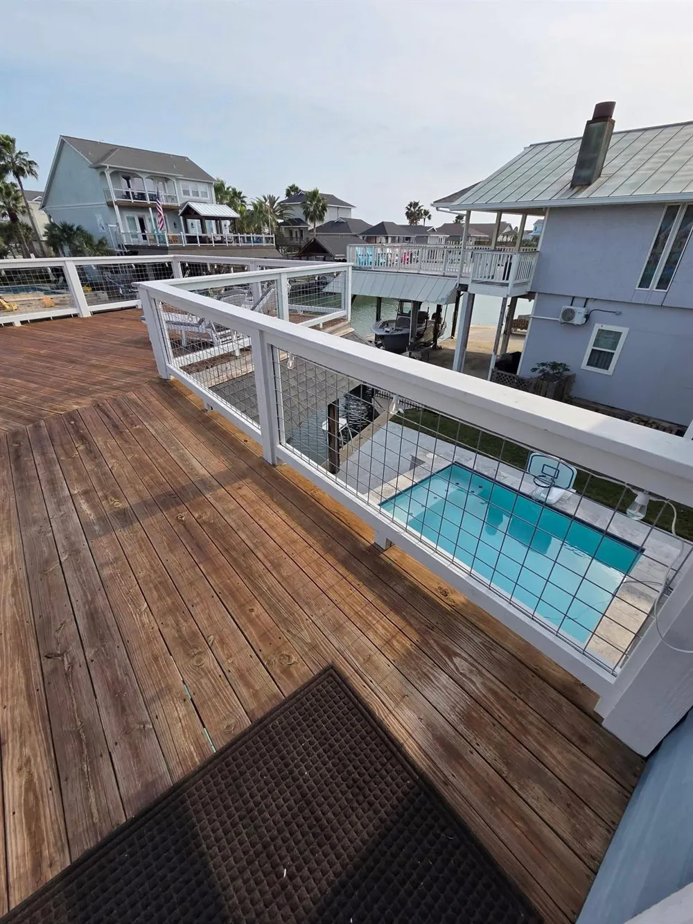 214 Sampan Drive Tiki Island, TX 77554