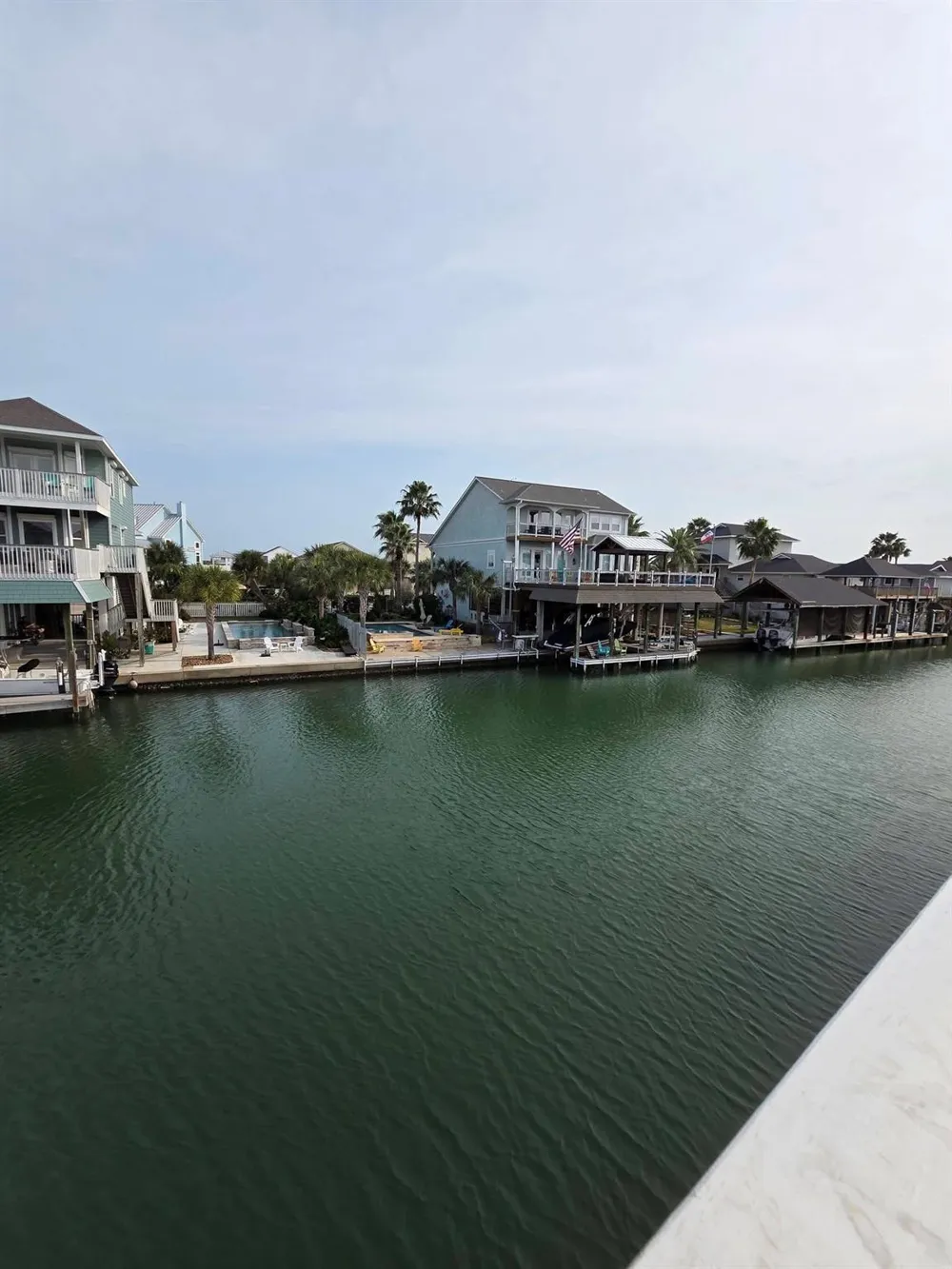 214 Sampan Drive Tiki Island, TX 77554