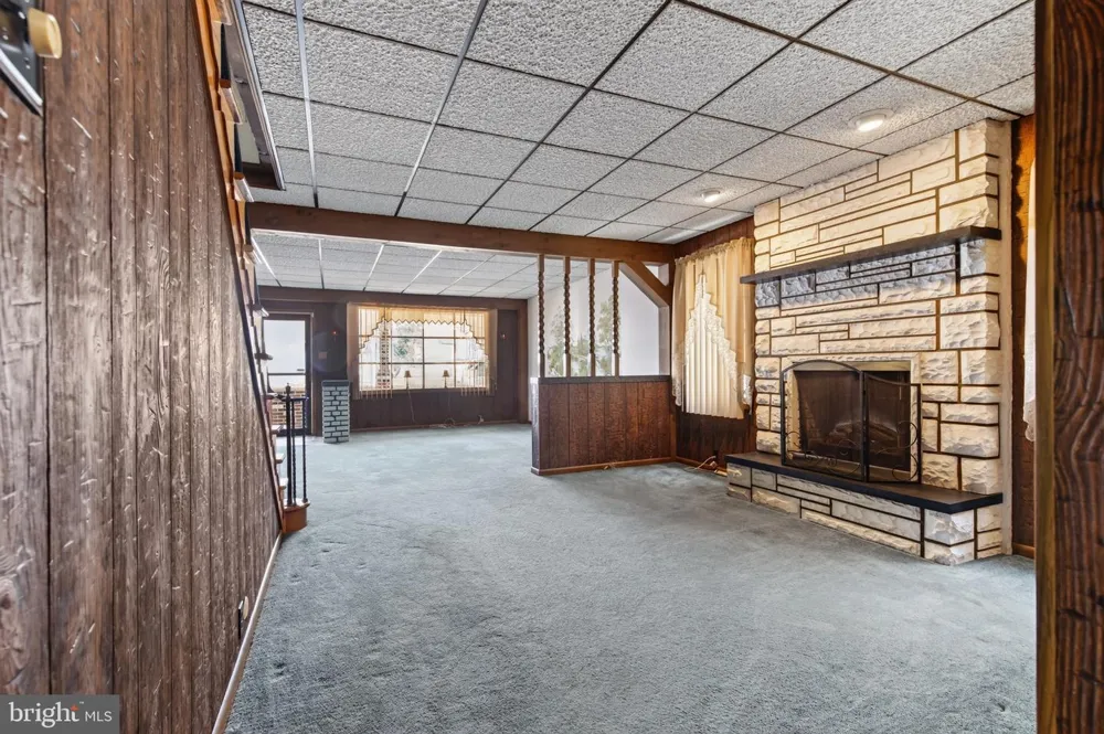 408 E PATTERSON STREET Lansford, PA 18232