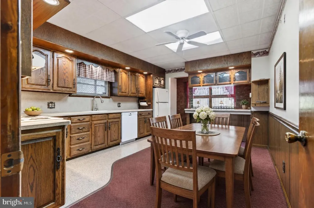 408 E PATTERSON STREET Lansford, PA 18232