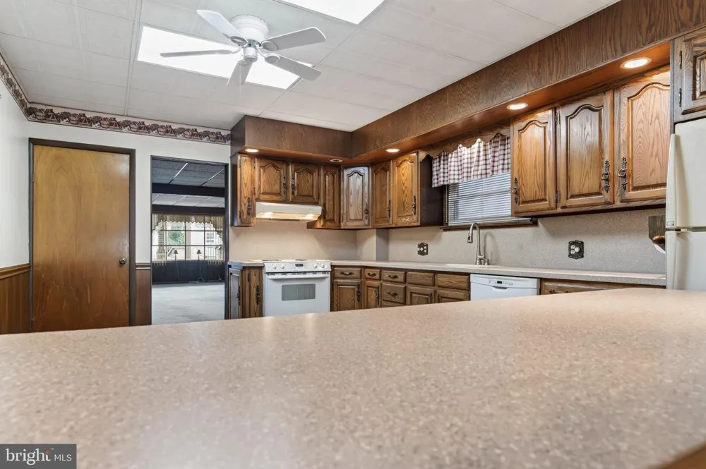 408 E PATTERSON STREET Lansford, PA 18232