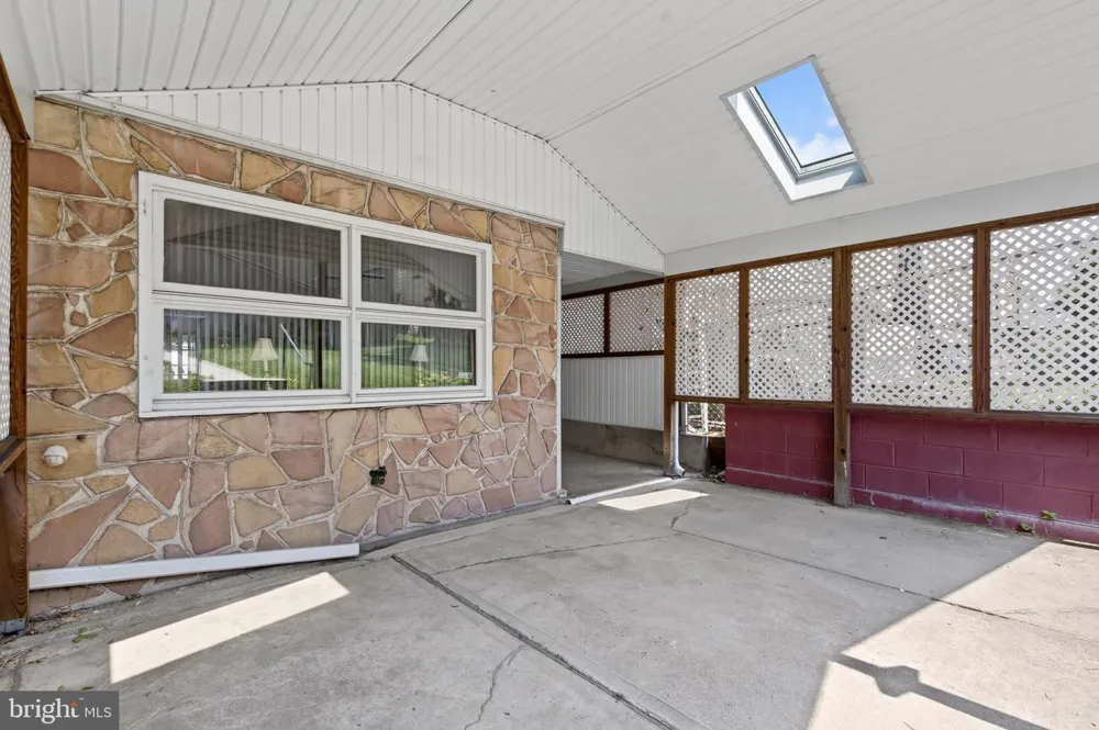 408 E PATTERSON STREET Lansford, PA 18232