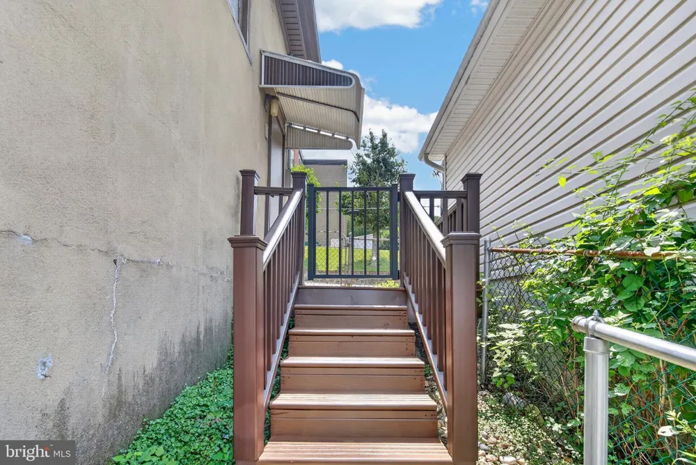 408 E PATTERSON STREET Lansford, PA 18232