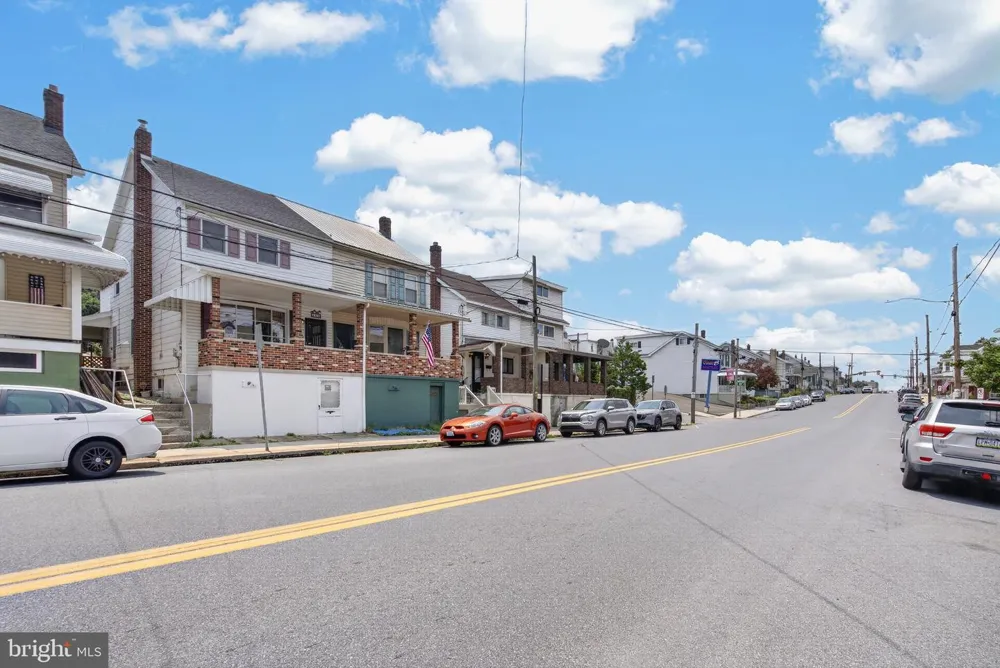 408 E PATTERSON STREET Lansford, PA 18232