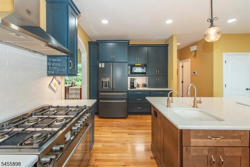 93 Coventry Way Ringwood, NJ 07456