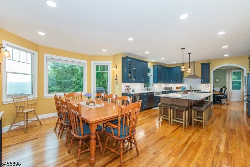 93 Coventry Way Ringwood, NJ 07456