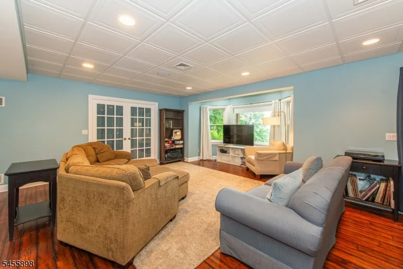 93 Coventry Way Ringwood, NJ 07456