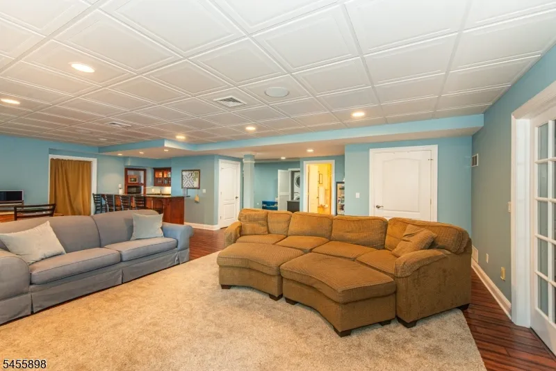 93 Coventry Way Ringwood, NJ 07456
