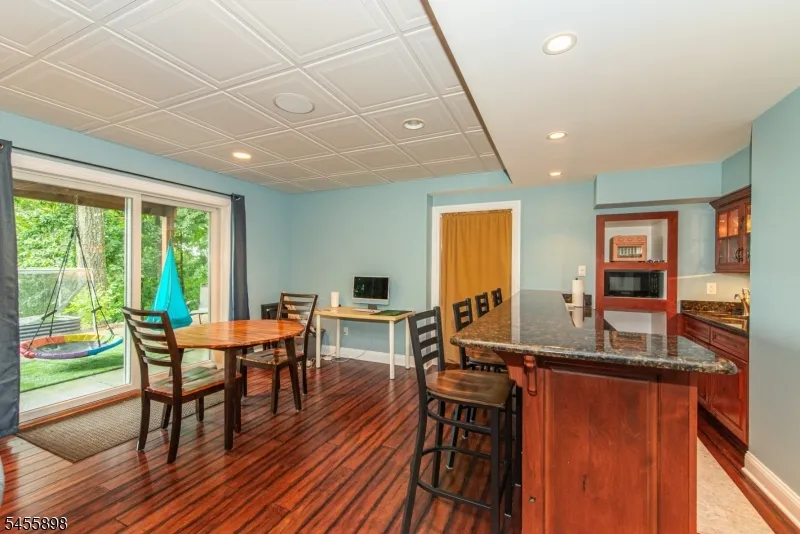 93 Coventry Way Ringwood, NJ 07456