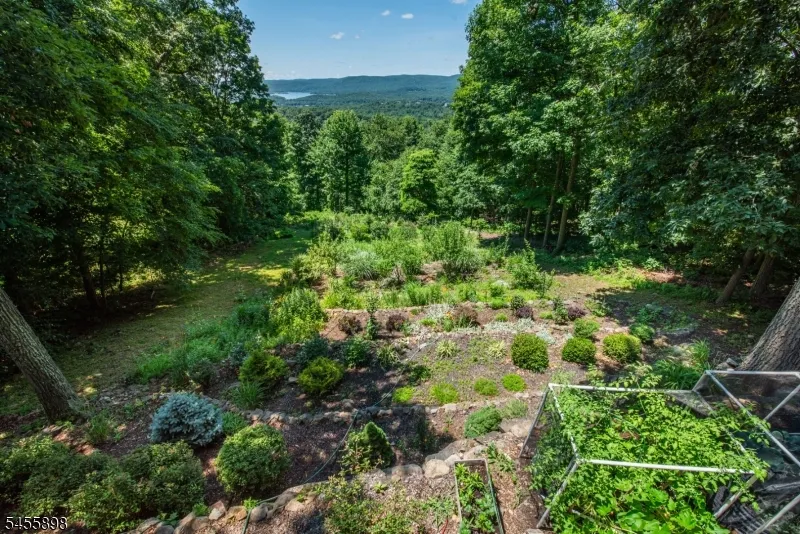 93 Coventry Way Ringwood, NJ 07456