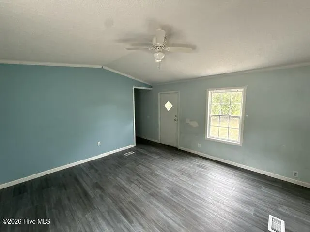 336 Old Folkstone Road Holly Ridge, NC 28445