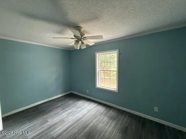 336 Old Folkstone Road Holly Ridge, NC 28445