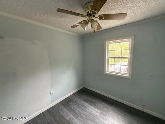 336 Old Folkstone Road Holly Ridge, NC 28445