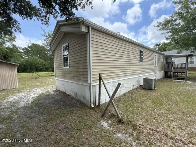 336 Old Folkstone Road Holly Ridge, NC 28445