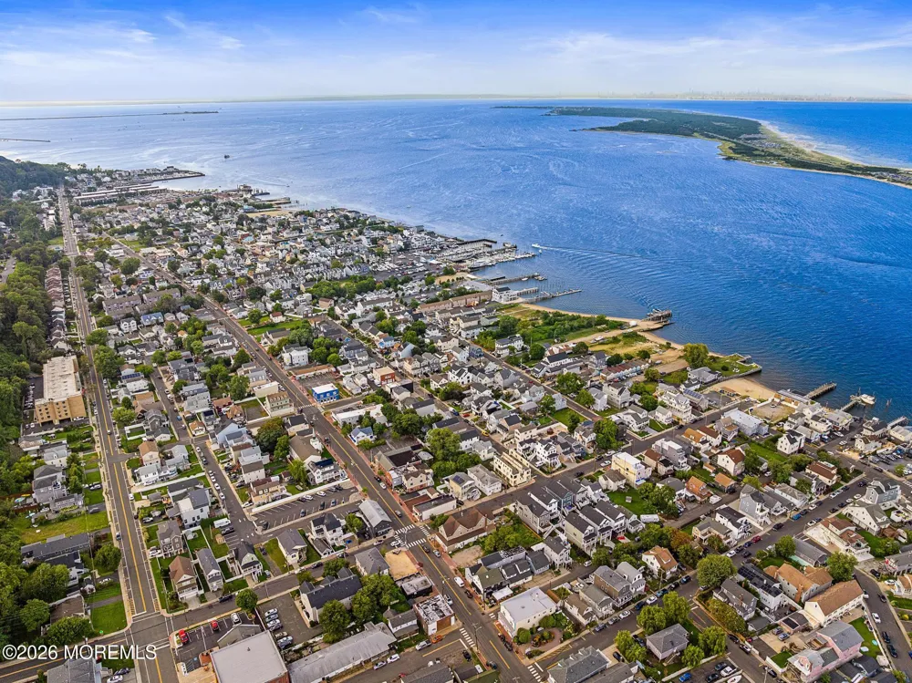 11 4th Street Highlands, NJ 07732