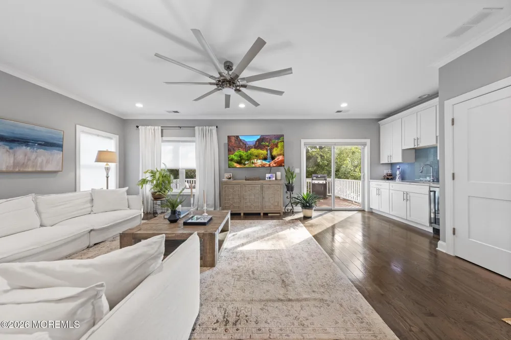 11 4th Street Highlands, NJ 07732