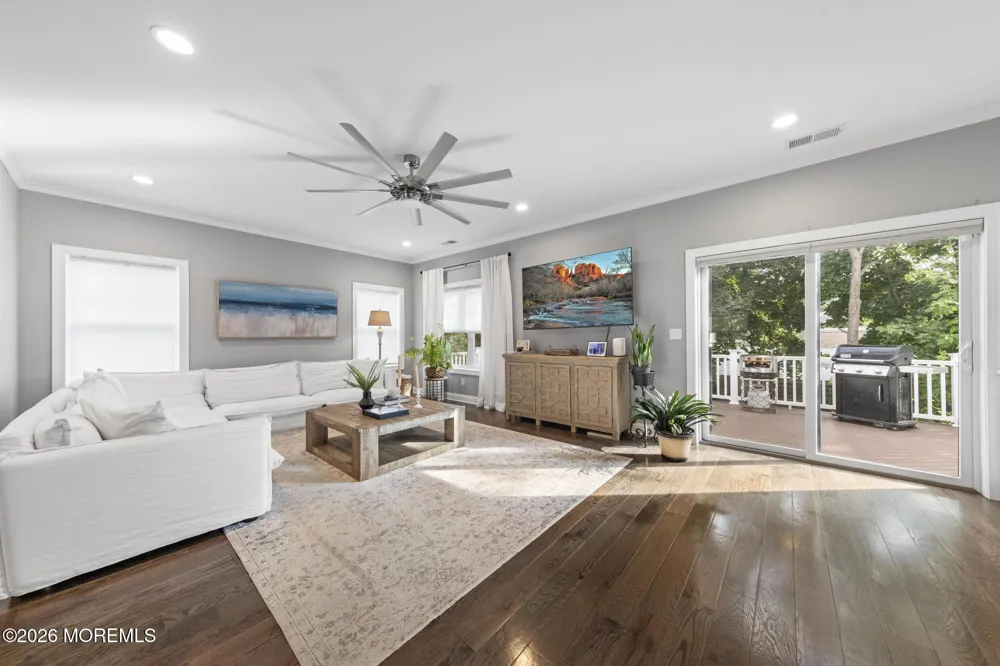 11 4th Street Highlands, NJ 07732