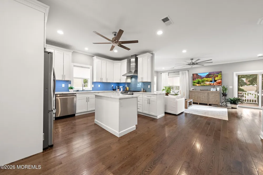 11 4th Street Highlands, NJ 07732