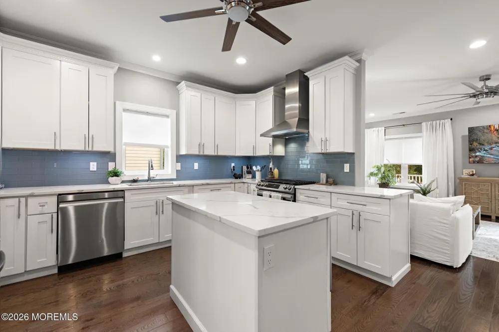 11 4th Street Highlands, NJ 07732