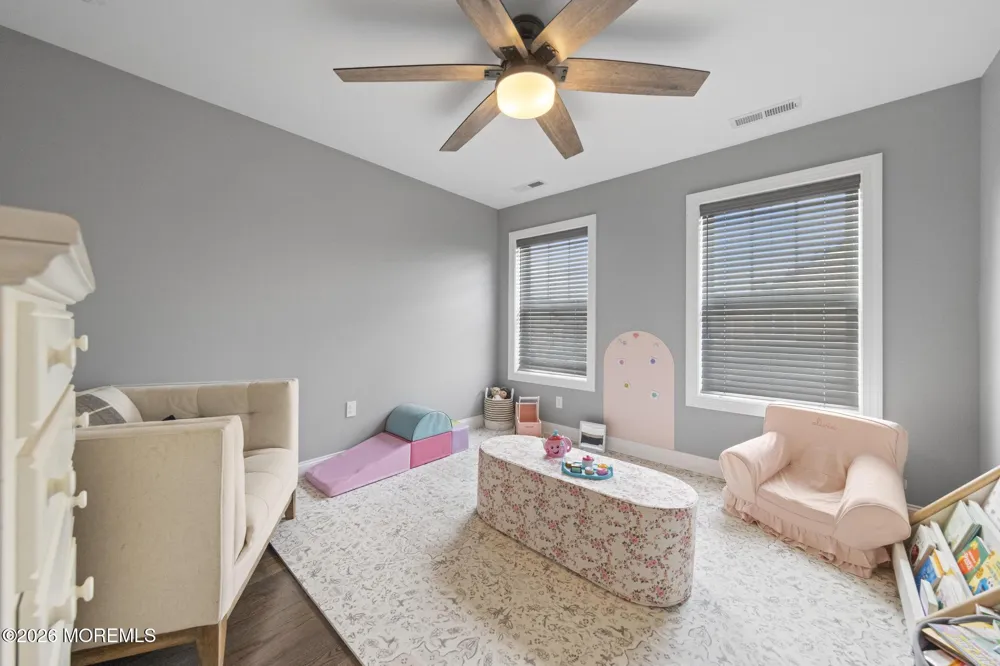 11 4th Street Highlands, NJ 07732