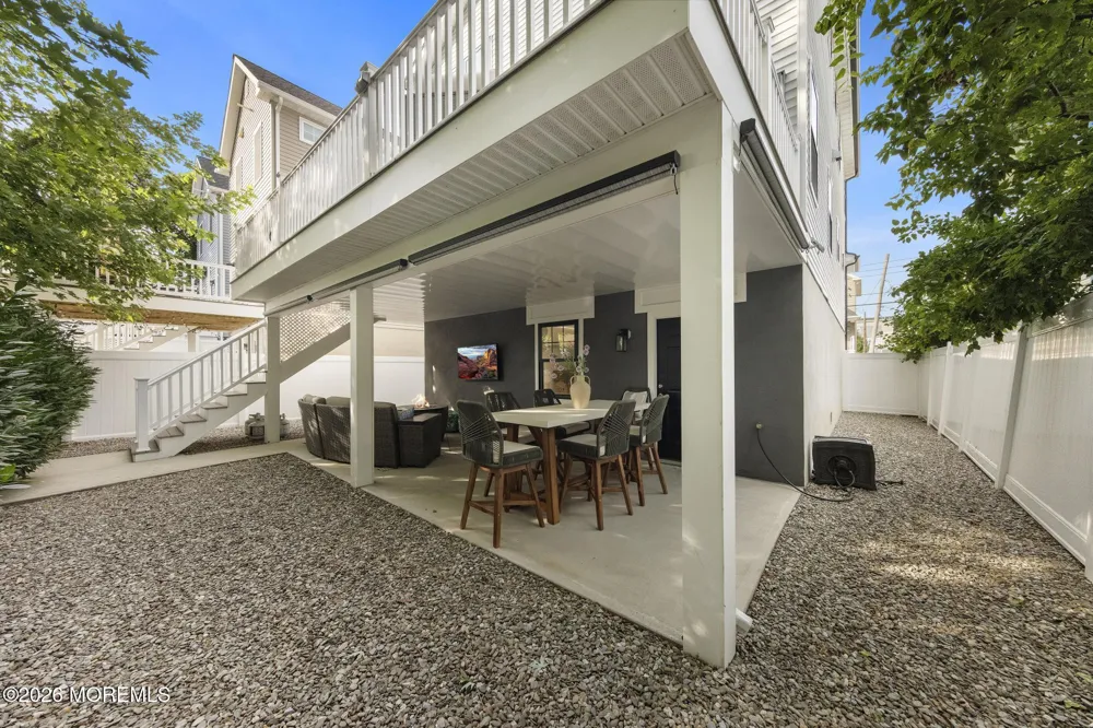 11 4th Street Highlands, NJ 07732