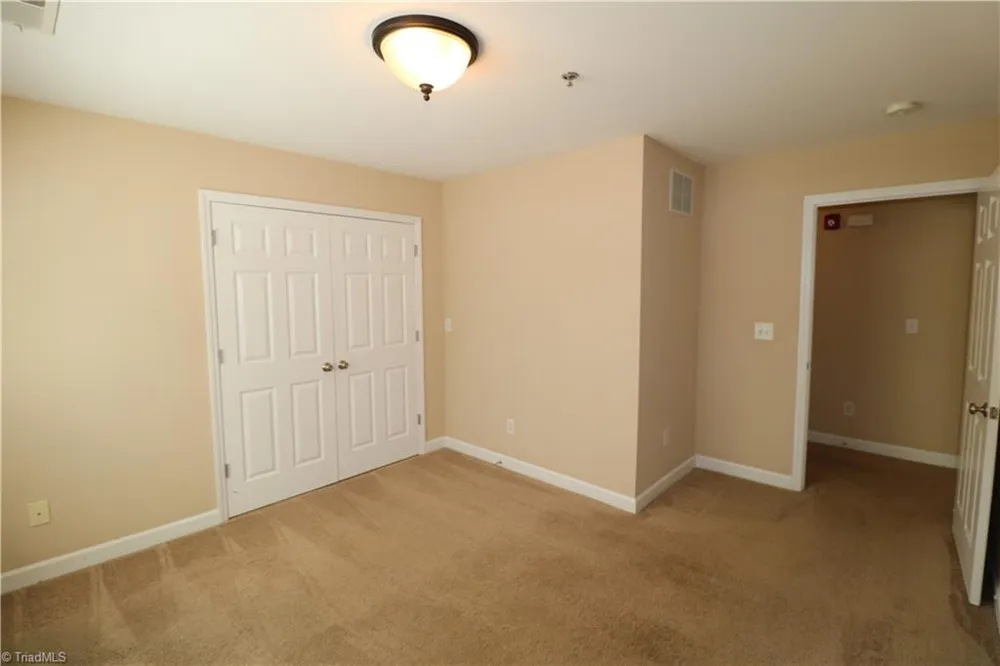 4762 Tatton Park Circle #1B Winston-Salem, NC 27103