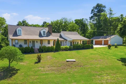 881 Mount Olivet Rd