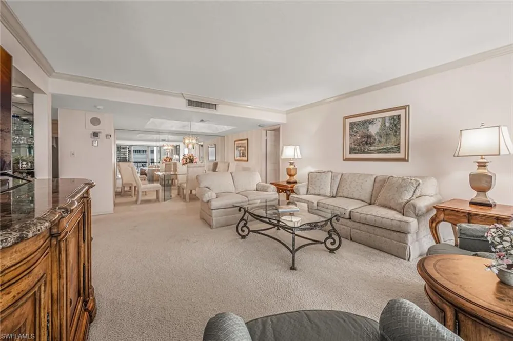 4551 Gulf Shore Boulevard #605 Naples, FL 34103