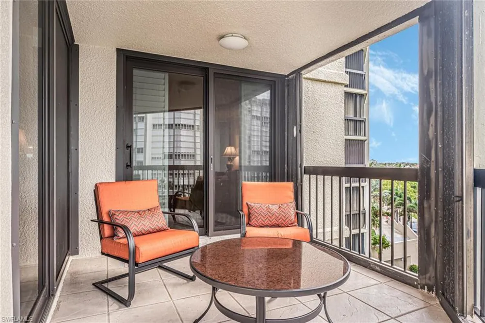 4551 Gulf Shore Boulevard #605 Naples, FL 34103