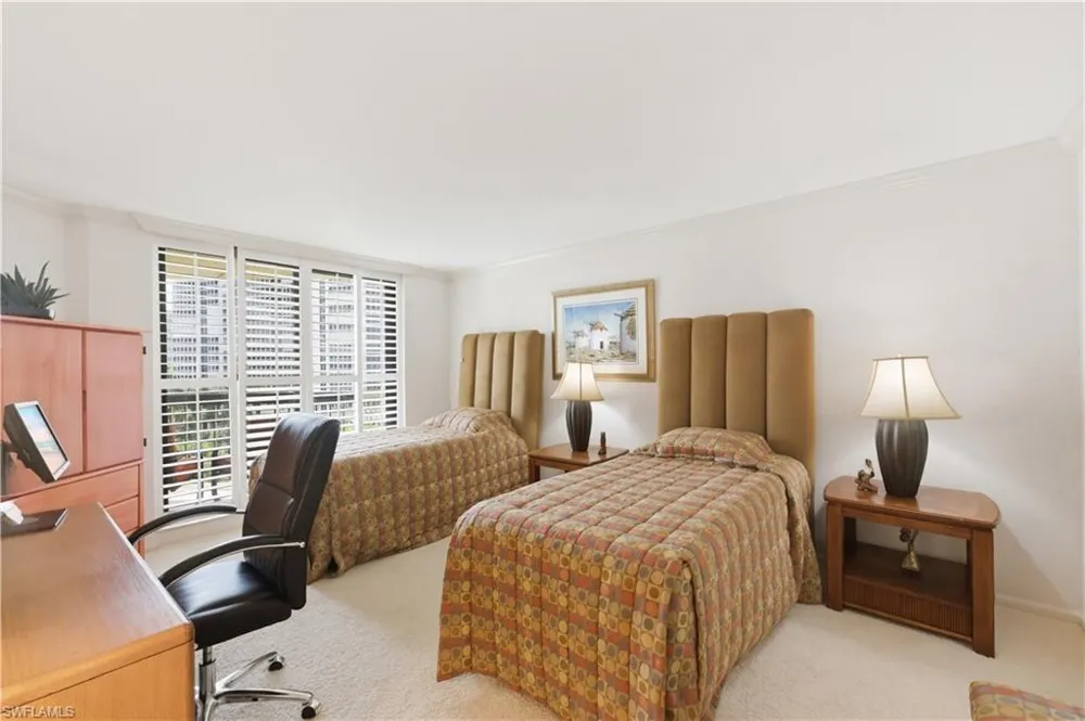 4551 Gulf Shore Boulevard #605 Naples, FL 34103