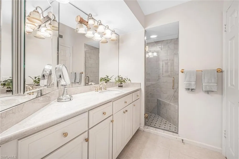4551 Gulf Shore Boulevard #605 Naples, FL 34103