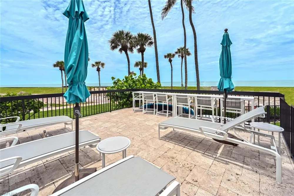 4551 Gulf Shore Boulevard #605 Naples, FL 34103