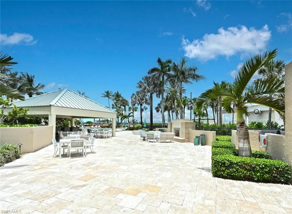 4551 Gulf Shore Boulevard #605 Naples, FL 34103
