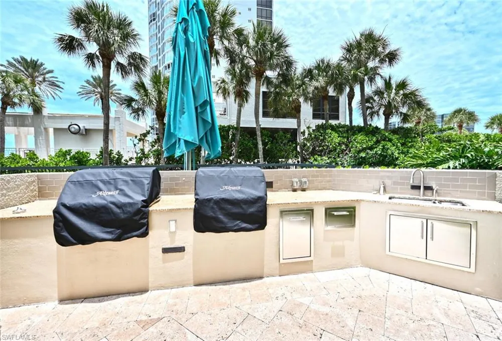 4551 Gulf Shore Boulevard #605 Naples, FL 34103