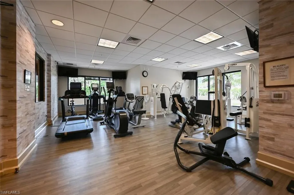 4551 Gulf Shore Boulevard #605 Naples, FL 34103