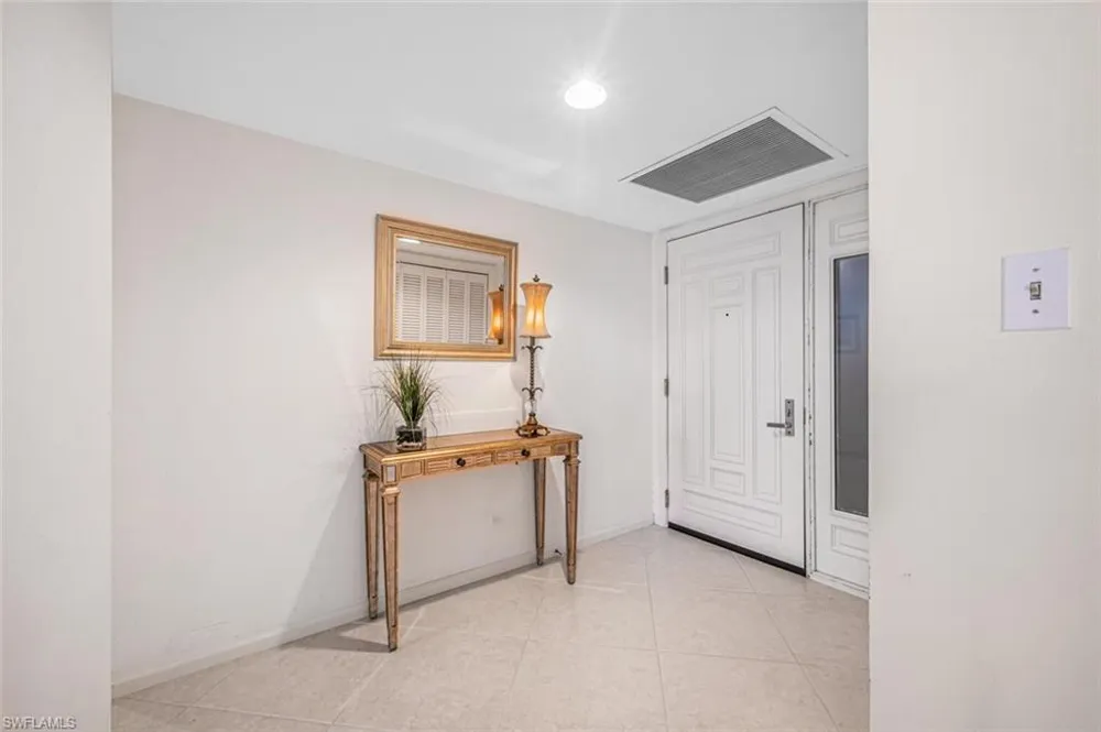 4551 Gulf Shore Boulevard #605 Naples, FL 34103