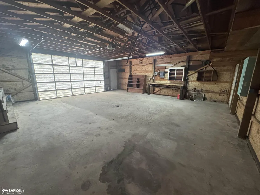 4864 Caseville Road Caseville Township, MI 48725