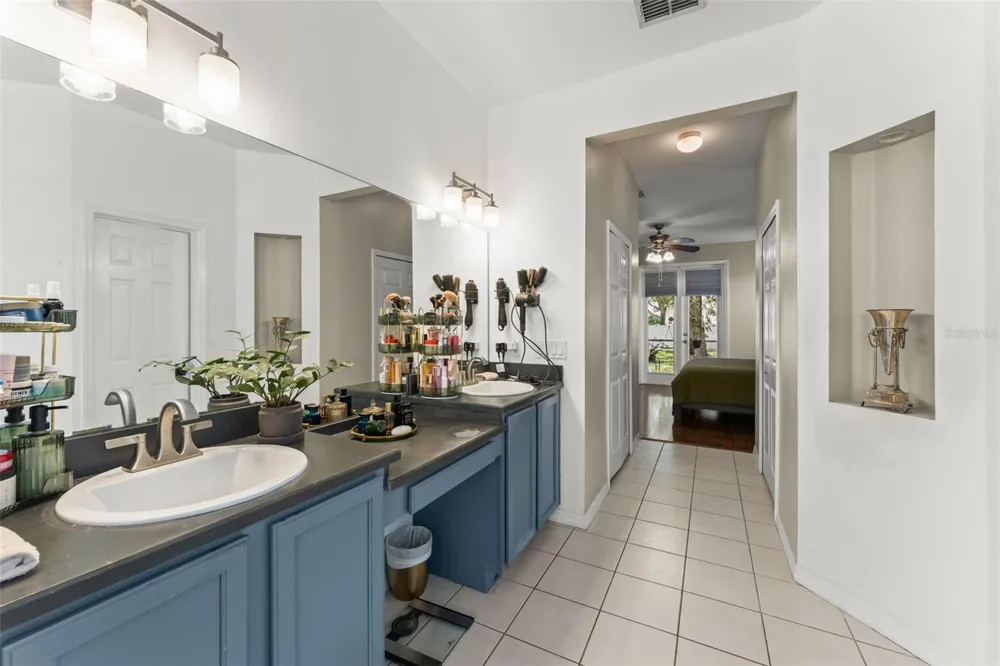 428 SHADY PINE COURT Minneola, FL 34715