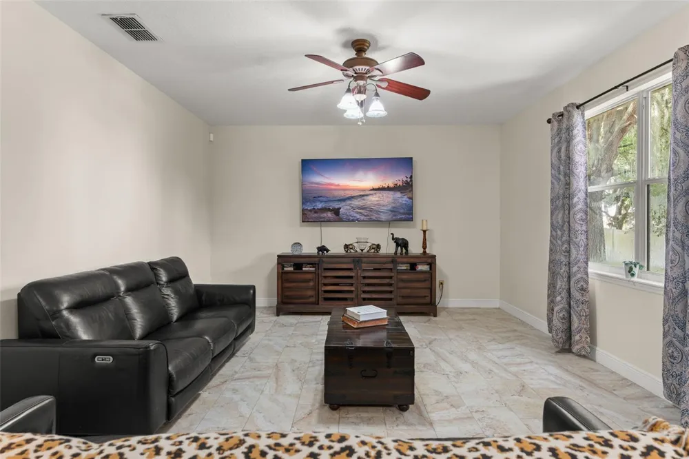428 SHADY PINE COURT Minneola, FL 34715