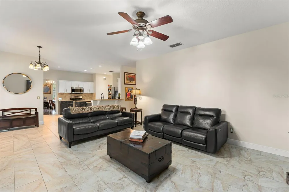 428 SHADY PINE COURT Minneola, FL 34715