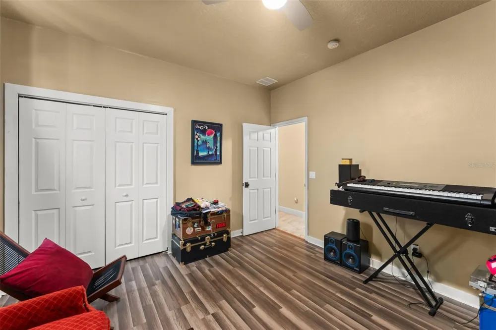 428 SHADY PINE COURT Minneola, FL 34715